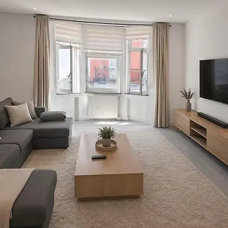 Villa Family House 5br House 3ba Terrace Center Brussels