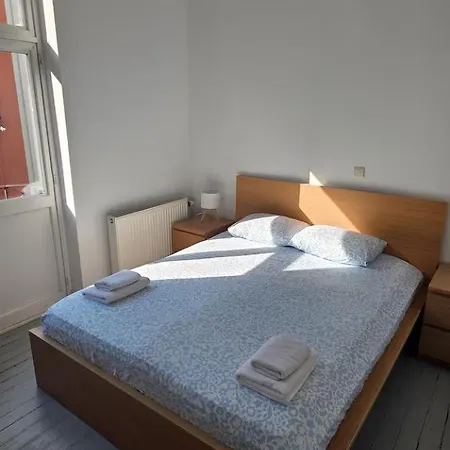 Villa Family House 5br House 3ba Terrace Center Brussels