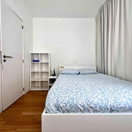 Apartment Lovely And Cosy With Balcony By Grand Place For 4 *