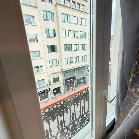 Apartment Cozy In The Heart Of Brussels, *