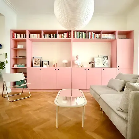 2 Bedrooms - Baby Crib & Furnished Terrace In Lovely * Brussels