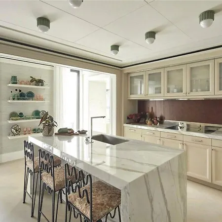 Apartment With Pool, Gym And *