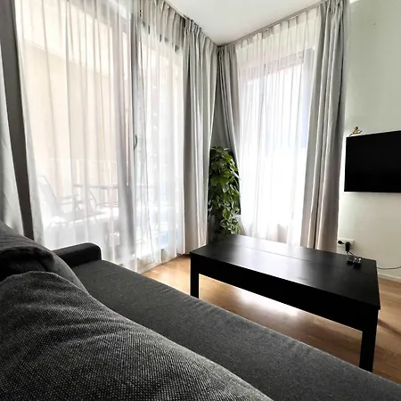 Lovely And Cosy With Balcony By Grand Place For 4