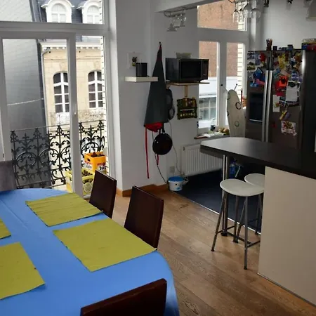Promo! ! ! Lovely 2-bedroom In Ixelles Apartment *