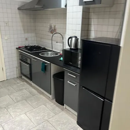 Midi Apartment *
