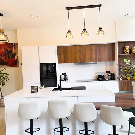 Unice Luxury Apartment