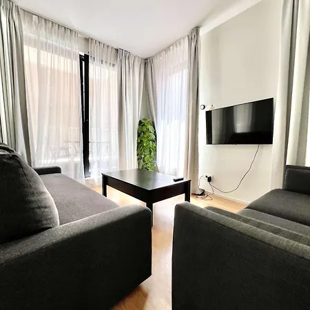 Lovely And Cosy With Balcony By Grand Place For 4 * Brussels