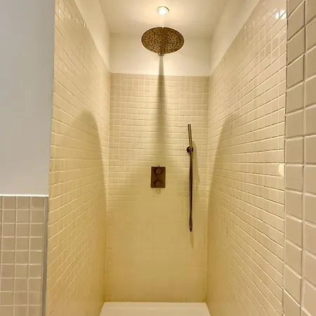 2 Bedrooms - Baby Crib & Furnished Terrace In Lovely Apartment *