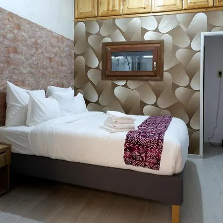 Apartment Cozy, Bright 2-bedroom Duplex In Brussels-laeken *