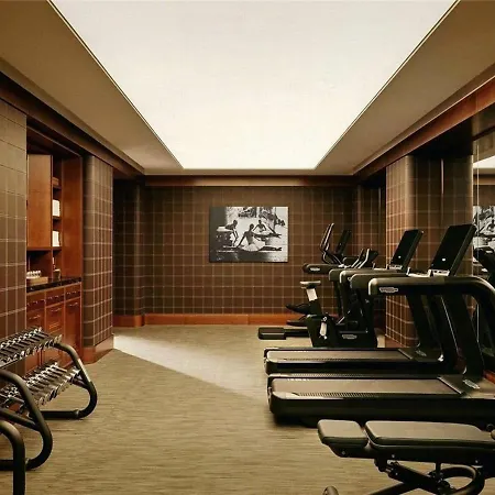 Apartment With Pool, Gym And