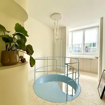 2 Bedrooms - Baby Crib & Furnished Terrace In Lovely Apartment