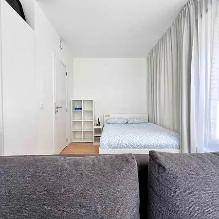 Apartment Lovely And Cosy With Balcony By Grand Place For 4 Brussels