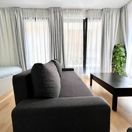 Lovely And Cosy With Balcony By Grand Place For 4 Brussels