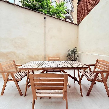 2 Bedrooms - Baby Crib & Furnished Terrace In Lovely Apartment *