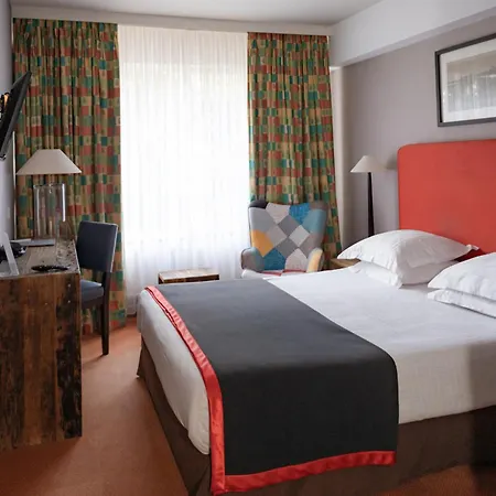 New Charlemagne Hotel 4*