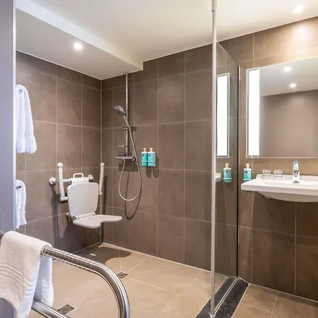 Novotel Centre Hotel 4*