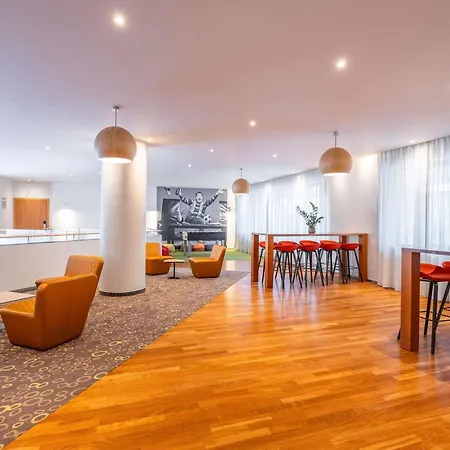 Novotel Centre 4*