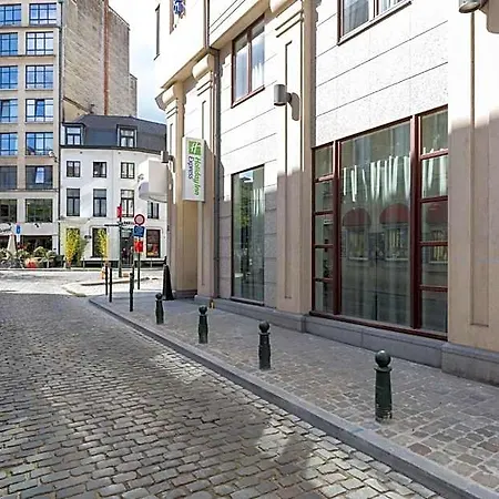 Hotel Express Brussels-grand-place By Ihg 3*