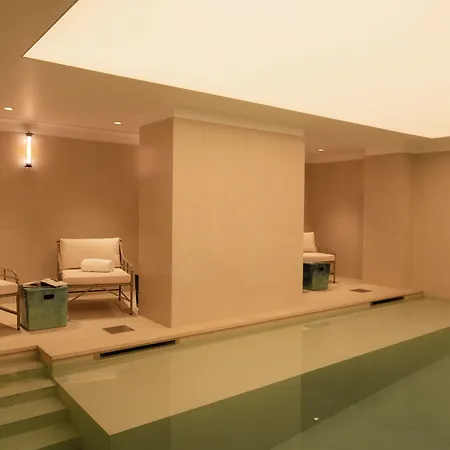 Hotel 9hotel Chelton 4*