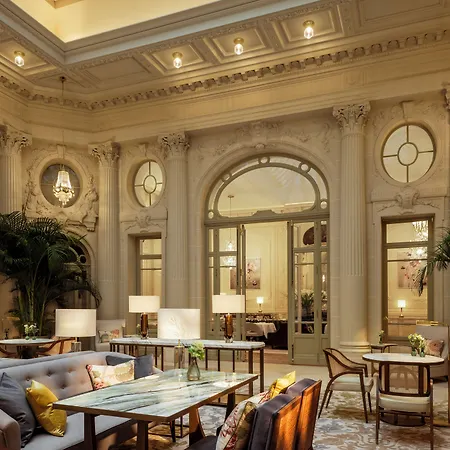 Corinthia Grand Astoria Hotel