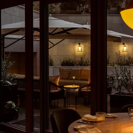 Hotel Corinthia Grand Astoria 5*