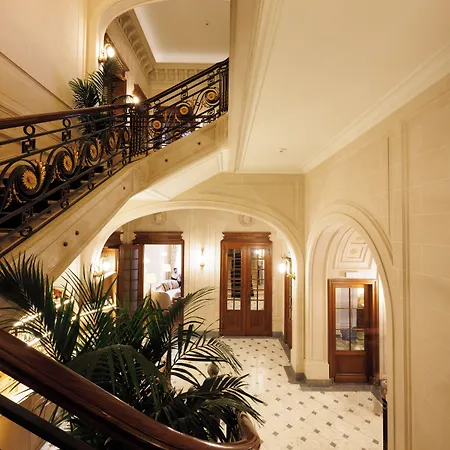 Fleur De Hotel 4*