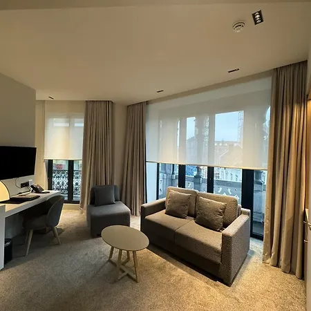 Opo 4* Brussel