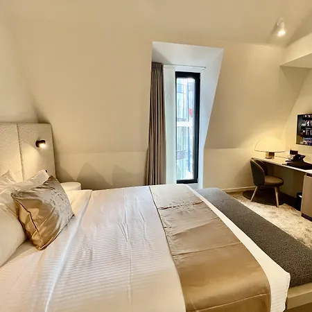 Opo 4* Brussel