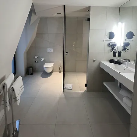 Opo 4* Brussel