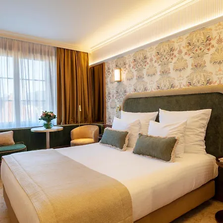 Hotel Warwick Grand-place 4*