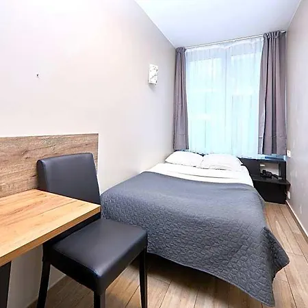 Center Hotel 3*