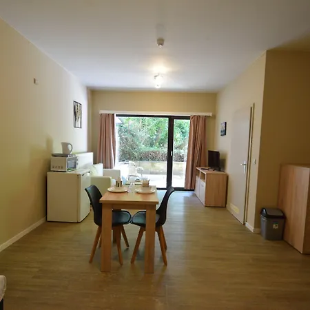 Apartment Budget Flats *