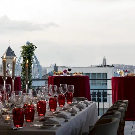 Hotel Nh Collection Centre 4*
