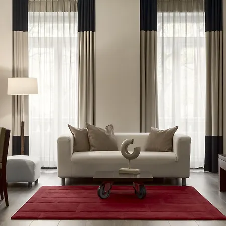 Nh Collection Centre Hotel