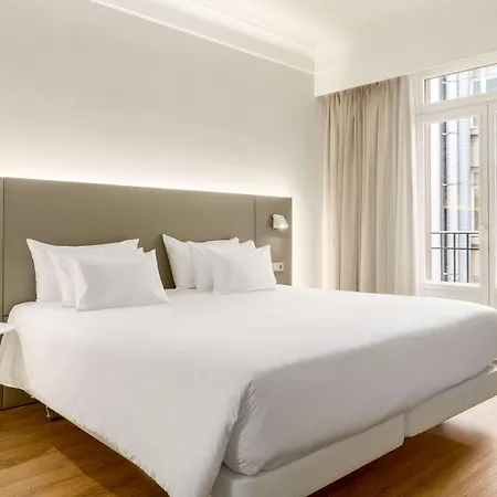 Hotel Nh Collection Centre 4*