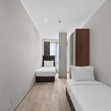 Midi 33 By Reside - New Opening Brussel