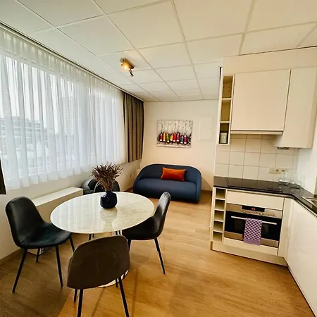 Modern - 2bd - - Grand Place