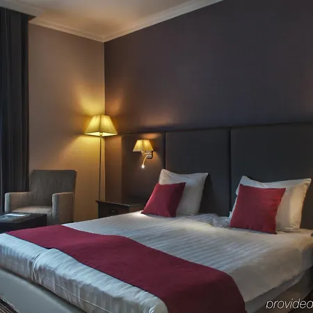 Hotel Nh Carrefour De L'europe Brussel