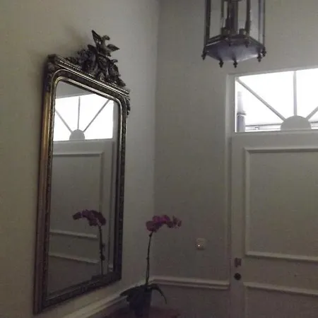 Vincentv. Gallery Bed & Breakfast Brussels