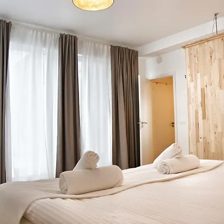 Apartment La Monnaie Brussels