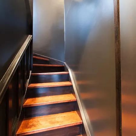 Realtycare Flats Grand Place Aparthotel