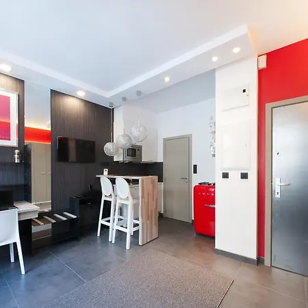 Realtycare Flats Grand Place Aparthotel *