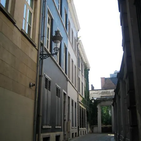 Taptoe Ii 3* Brussels