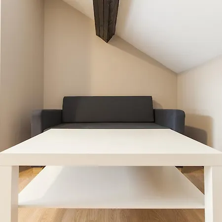 Apartment Madou Center *