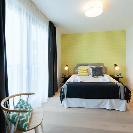 Apartment Sweet -eu Commission