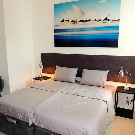 Aparthotel Chambon 2*