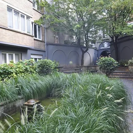 Berg Apartment Brussels