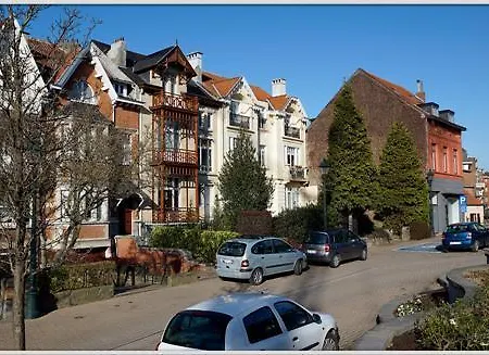Cosy Nest With Garage In Brussels
