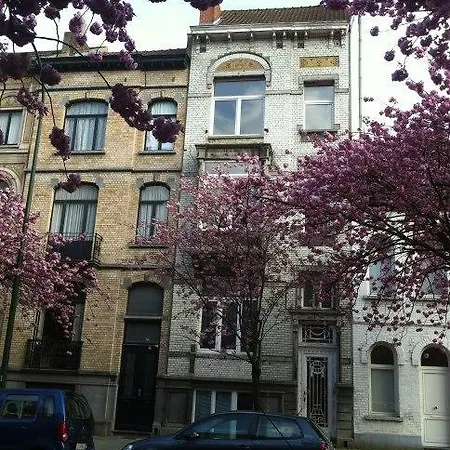 Big Private 2br *