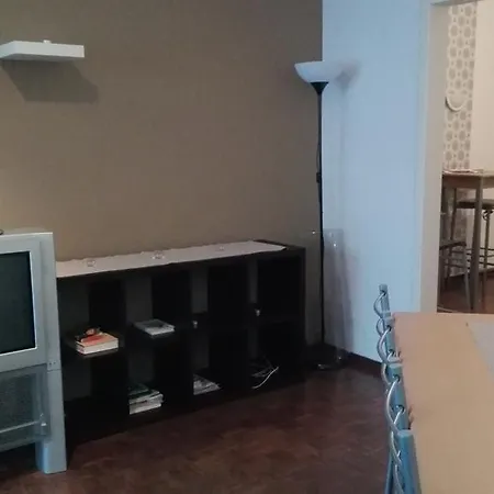 Apartment Place Saint Josse